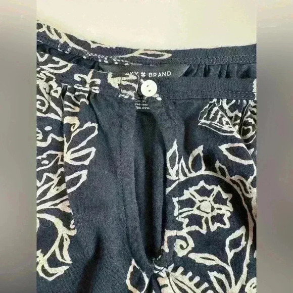 LUCKY BRAND BLOUSE WOMEN'S SIZE 1X SOFT VISCOSE  3/4 SLEEVE Paisley Black Tan - Picture 5 of 13